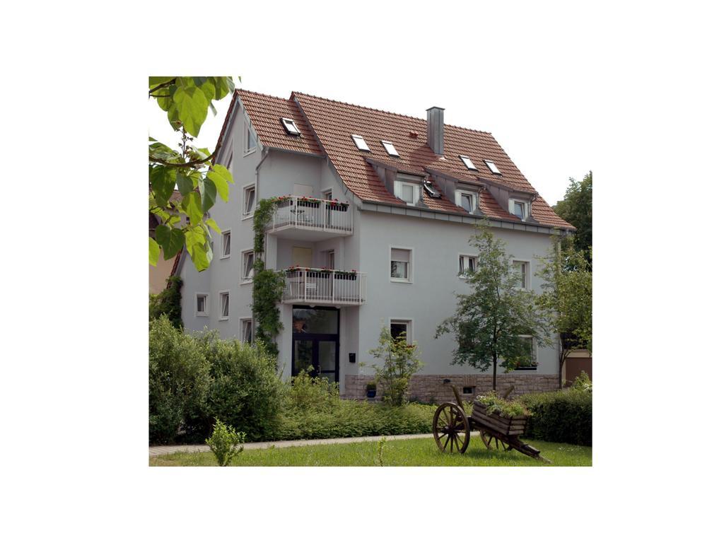 Hotel Am Rokokogarten Файтсхёххайм Экстерьер фото